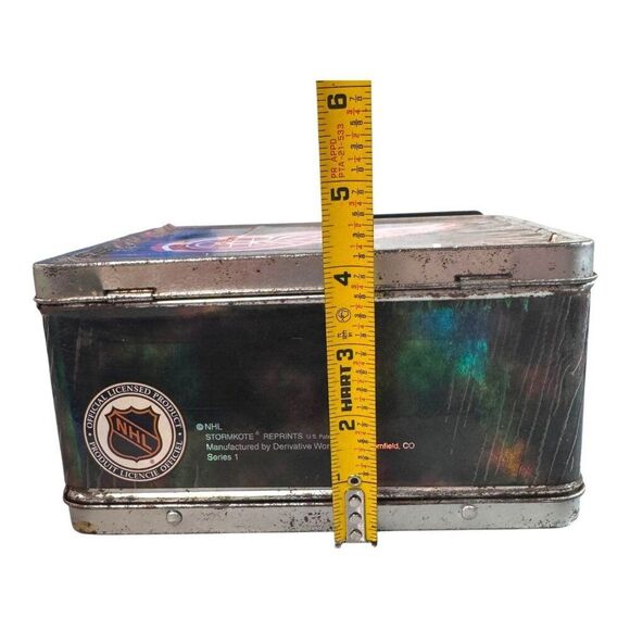 Vintage Detroit Red Wings NHL Metal Lunchbox Handle Distressed Collectible READ - Picture 4 of 16